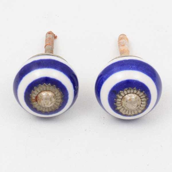 Par de puxadores em porcelana / Azul e branco / Tam: 3 x2,5 cm
