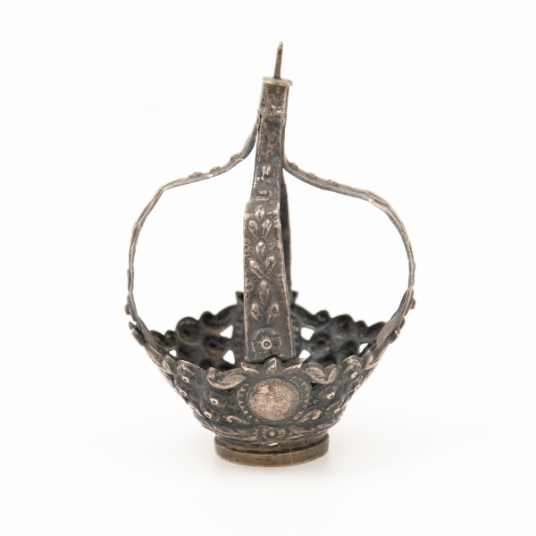 Coroa em prata para imagem sacra / Peso: 19gr / Tam: 7cm