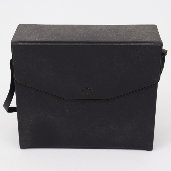 Antigo Binóculo super Zenith com caixa preta / Tam: 15 x 15cm.
