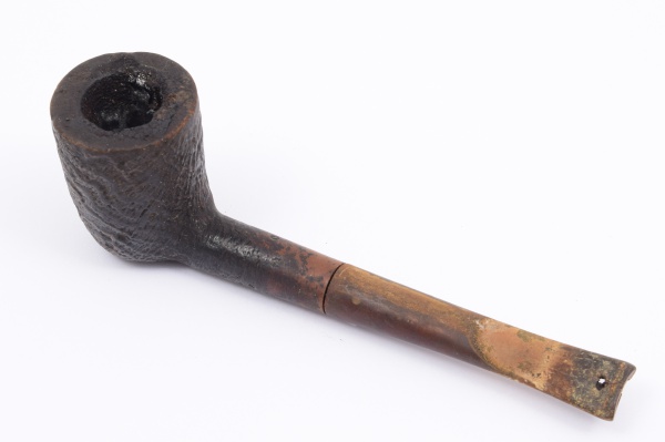 cachimbo em madeira com textura / Tam:15cm