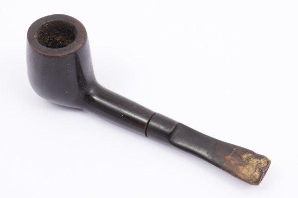 Cachimbo em madeira / Tam: 14cm