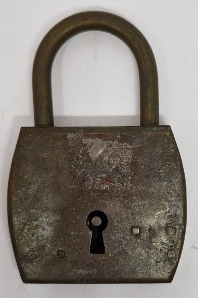 Antigo cadeado em bronze - 7 X 10cm - sem chave