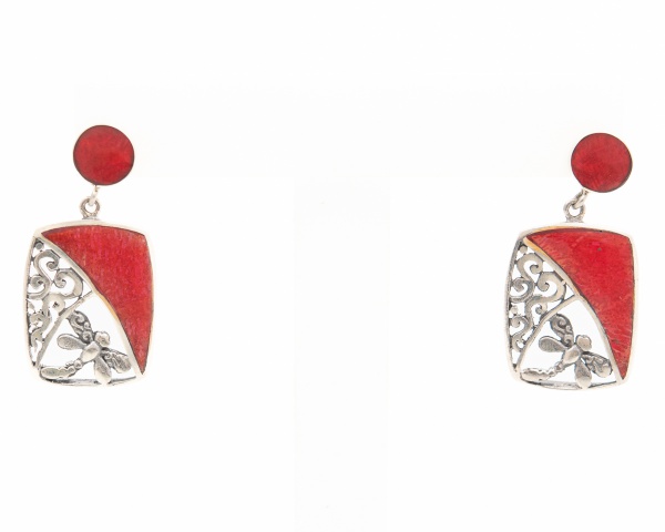 Brinco quadrado com detalhe em vermelho estilo bali / peso: 5,1gr
