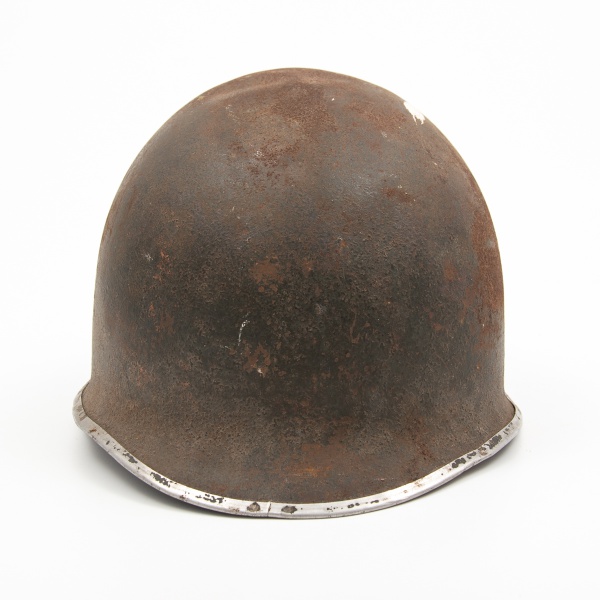 Antigo capacete militar de ferro / Tam 11cm de largura