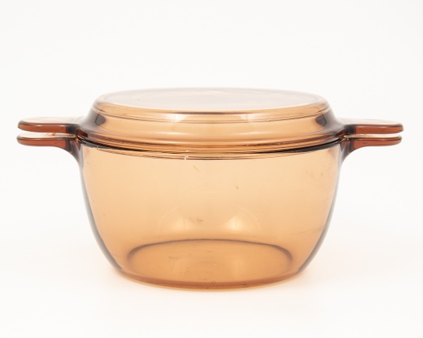 Caçarola de Vison com tampa/ Aproximadamente 2,5litros / Tam:21cm
