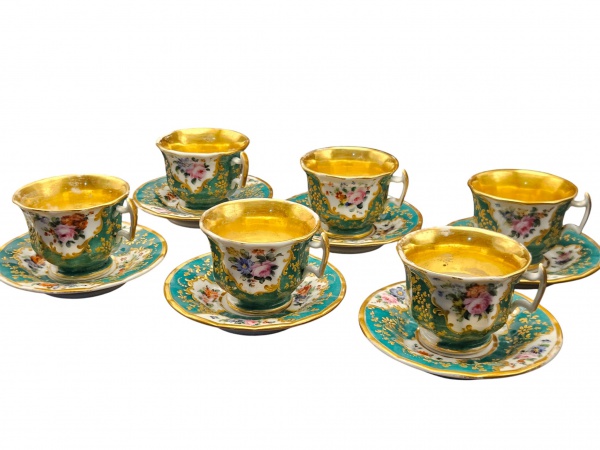 Lote 88 Século XIX - Jogo com seis (6) xicaras de chá em porcelana parisiense (vieux ... Valor atual