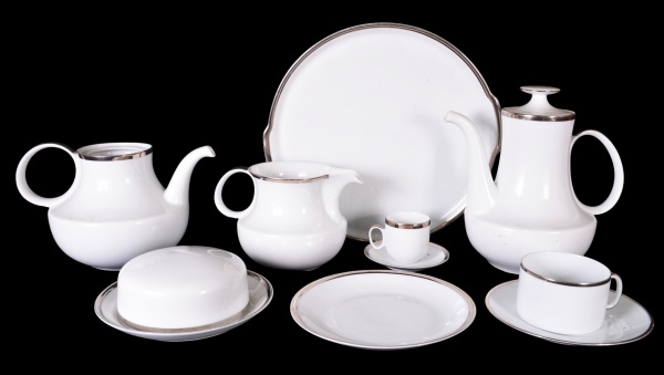 Joias . Aparelho de jantar em porcelana IVORY CHINA - By Porcel foto 8