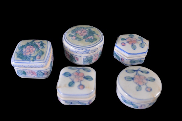 Joias . Aparelho de jantar em porcelana IVORY CHINA - By Porcel foto 2