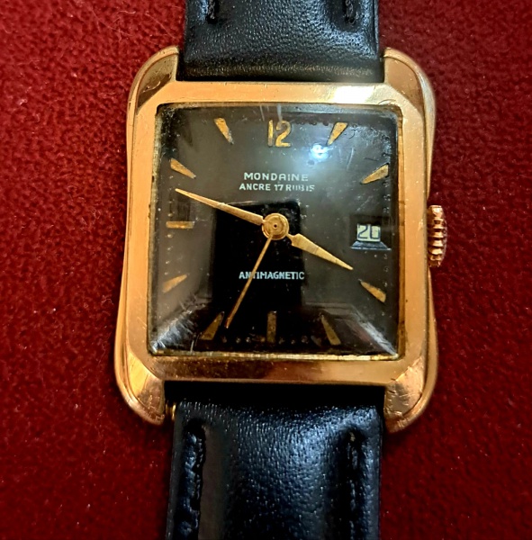 Relogios . Relógio Jean Vernier Tank Squared Dress Watch Unissex. foto 1