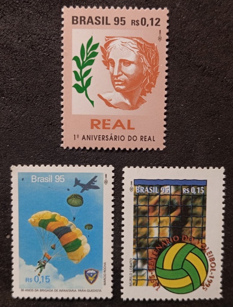 Joias . Brasil 1938 Bloco B01 com 10 selos de 400 réis. Primeir foto 8