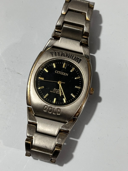 Relógio Citizen Eco-Drive Titanium & Gold Original - funcionando