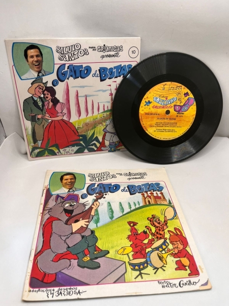 Raro Disco Compacto Silvio Santos Gato de Botas acompanha o Livro original - ano 1976 - ótimo estado