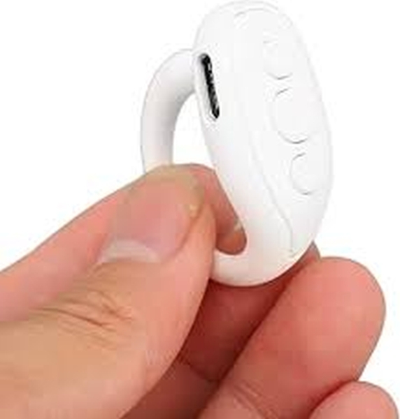 Controle Remoto Bluetooth em Formato de Anel Modelo JX-03 na Cor Branca, Dispositivo Multifuncional para Celular com Botões de Comando. Acessório Sem Fio para Passar Páginas de Livros Digitais e Tirar