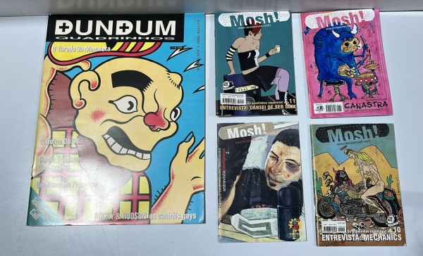 Lote de Gibis Raros com Quatro Edições da Revista Mosh! Números 10, 11 e 12 e Uma Revista Dundum Quadrinhos Número Dois com Rocky e Hudson os Caubóis Gays. Histórias em Quadrinhos Nacionais Vintage pa