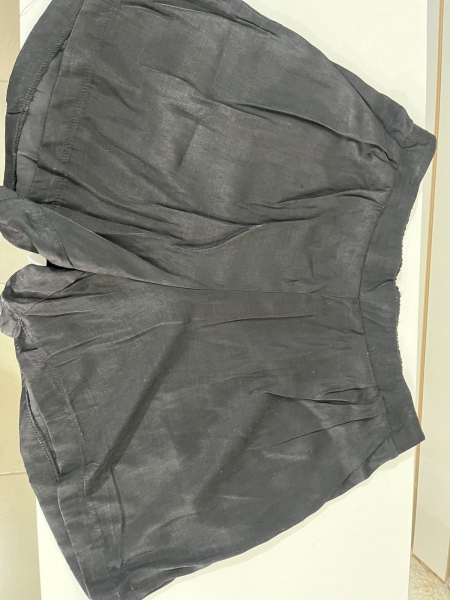 Short STRUTURA feminino novo na cor preto Tamanho 44