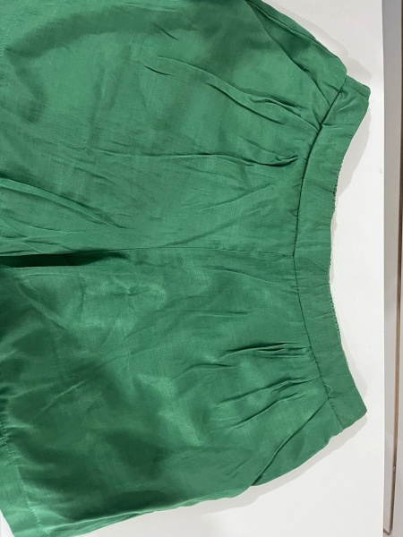 Short STRUTURA feminino novo na cor verde Tamanho 44