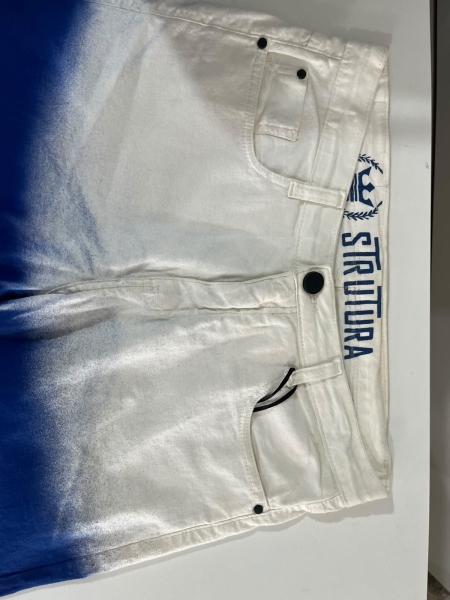 Bermuda STRUTURA masculina nova na cor azul e branco Tamanho 42