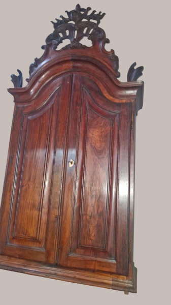 Joias . BELÍSSIMO ORATÓRIO EM JACARANDÁ SÉCULO XVIII, D. JOSÉ. RECEBEU QUEIMADURA EM ...