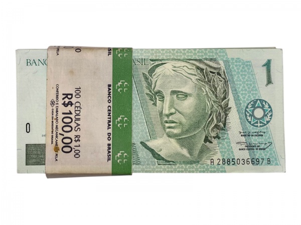 Joias . Centena de 1 Real 1997 AB, Possui cinta oficial, centena com 97 cédulas em ...