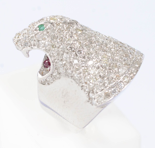 Joias . Anel Pantera em ouro branco 18k, adornado com 198 pedras de brilhante branco de ...