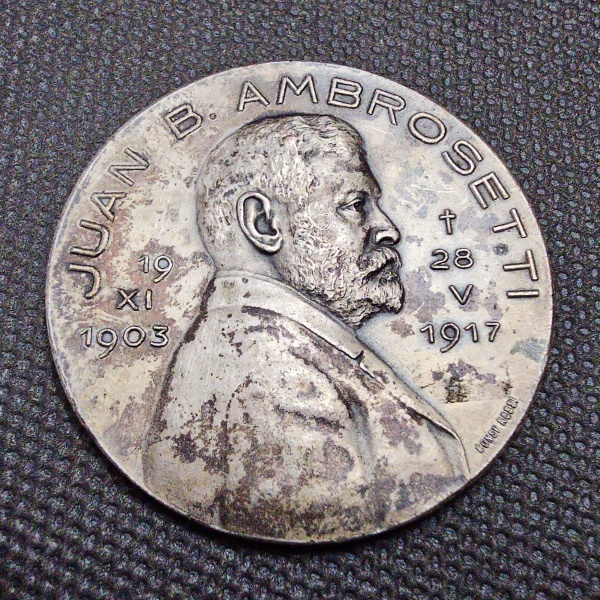 Joias . Medalha CBD 50 anos 1914 a 1964. Marcas do tempo. Perte foto 3