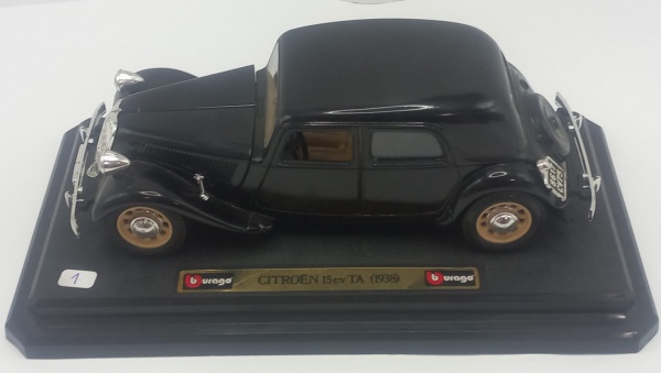 Joias . Miniatura 1/24 Citroën 15cv TA (1938) Burago24x13x9