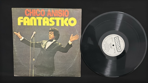 Joias . LP VINIL ULTRAJE A RIGOR NÓS VAMOS INVADIR SUA PRAIA CO foto 6