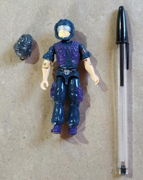 Joias . BRINQUEDO BONECO SUPER ROB - O ROBÔ QUE COMBATE - MÃOS foto 1