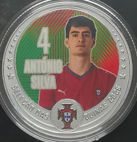 Joias . LINDA MEDALHA FOLHEADA A OURO DA SELEÇÃO PORTUGUESA PAR foto 7