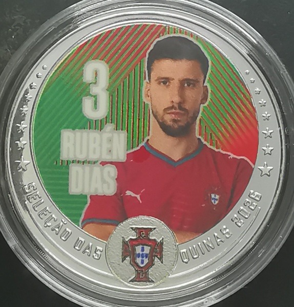 Joias . LINDA MEDALHA FOLHEADA A OURO DA SELEÇÃO PORTUGUESA PAR foto 8