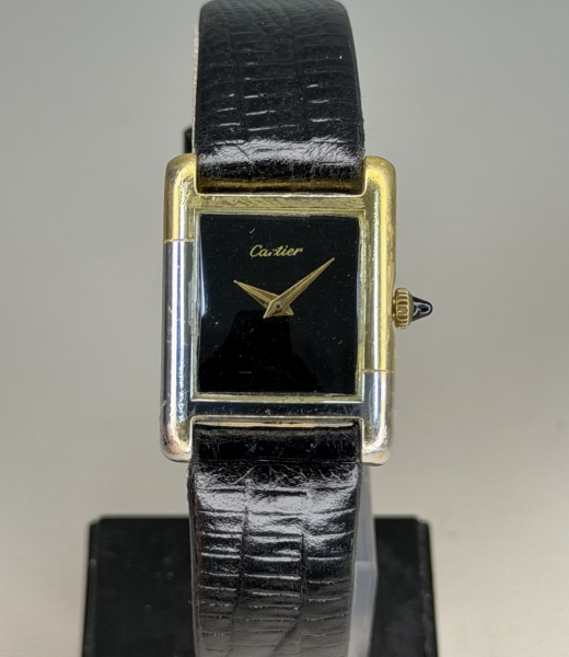 Relogios . Cartier - Belíssimo Relógio Cartier Tank Classic Black Dial Movimento à corda ...