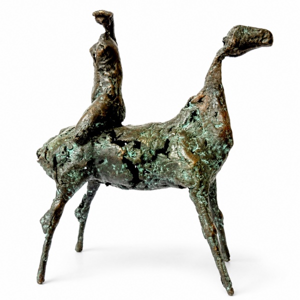 Lote 18 CARYBÉ  -  Escultura em bronze patinado | Título: Amazona | edição: xx/12 | ... Valor inicia