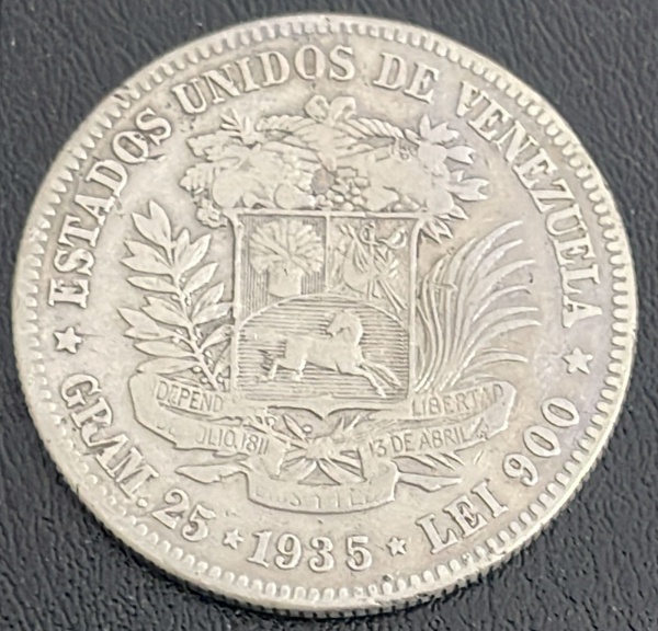 MOEDA DA VENZUELA - 5 BOLIVARES 1935 - PRATA .900% - DIAMETRO (+/-): 37mm.