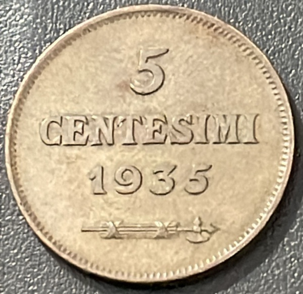 MOEDA DE SAN MARINO - 5 CENTESIMOS 1935 - BRONZE - DIAMETRO (+/-): 19,5mm.