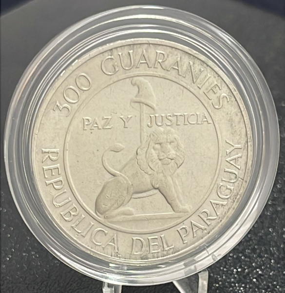 MOEDA DO PARAGUAI - 300 GUARANIES 1973 (STROESSNER) - PRATA .720% - DIAMETRO (+/-): 38,1mm.