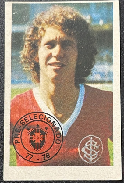 # FIGURINHA - FALCAO- 1977 - SUPER CAMPEONATO NACIONAL - COPA BRASIL - NUNCA COLADA - ORIGINAL DE EPOCA (ITEM COM 48 ANOS DE FABRICACAO) - TUDO CONFORME FOTOS.