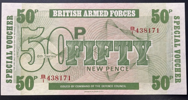 CEDULA DAS `BRITISH ARMED FORCE` - 50 NEW PENCE - FLOR DE ESTAMPA.