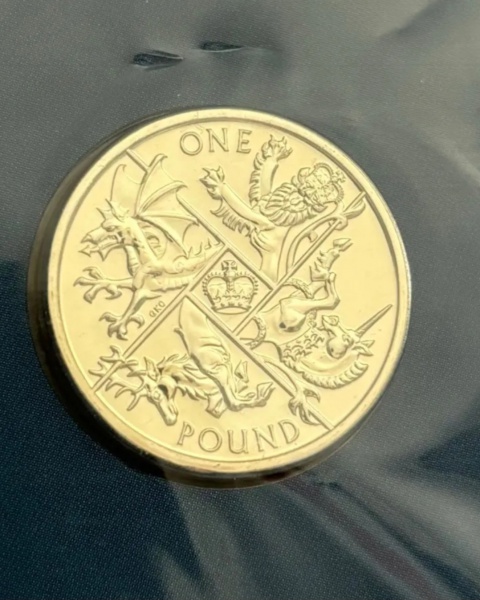 Lote 169 Última Moeda Redonda De 1 Libra Oficial Inglaterra 2016Ano: 2017Valor Facial: 1 ... Valor i