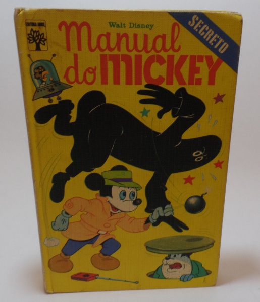 Lote 389 Gibi antigo- Manual do Mickey de 1973- Editora Abril- capa dura- bem conservado Valor atual
