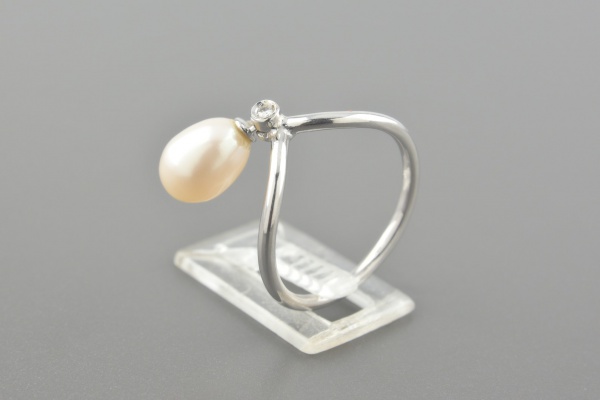 Joias . VIVARA Anel em Ouro Branco 18k com Pérola de 9x7mm e Brilhante - Aro 18 / ...