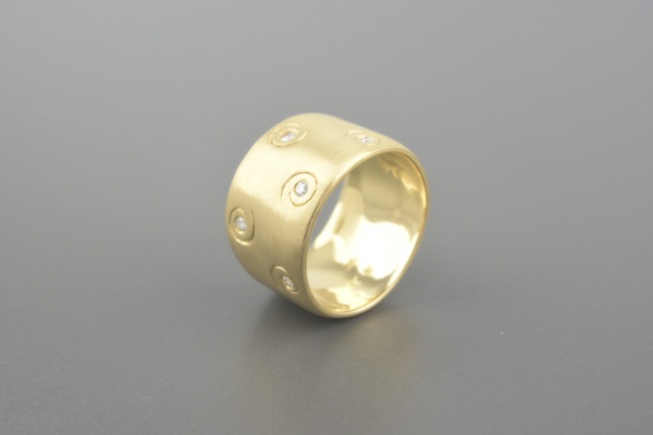 Joias . H STERN Anel em Ouro Amarelo 18k com Aprox. 7pts de Brilhantes - Aro 10 / ...