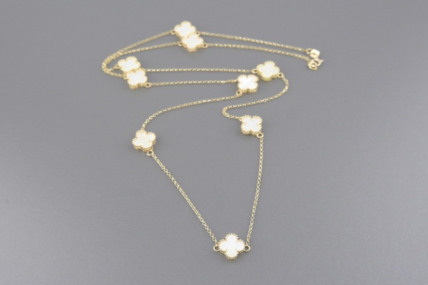 Joias . Colar Trevos em Ouro Amarelo 18k com Madre Pérola em Resina - Tamanho 60 cm - ...
