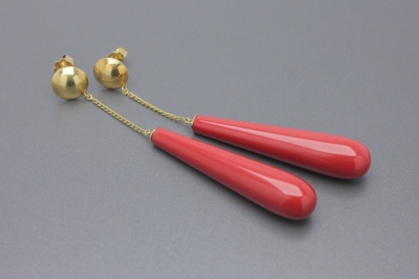 Joias . Brincos em Ouro 18k com Corais de 40x9mm  - Comprimento 7.1 cm - Peso: 8,3 ...