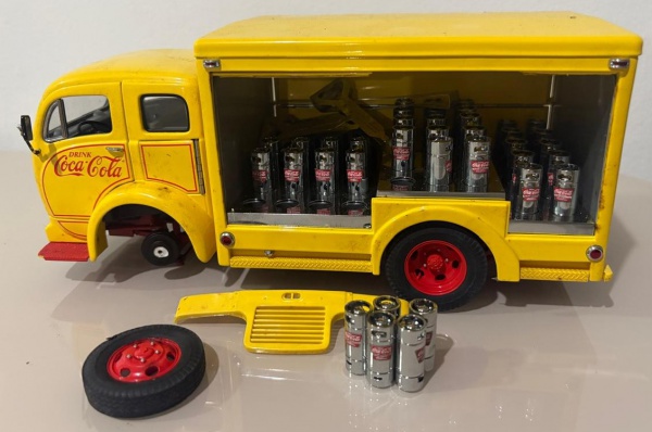 Miniatura premium Danbury Mint - 1955 Coca Cola Delivery Truck