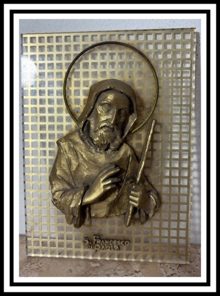 Joias . ARTE SACRA -  Antiga Porta Bíblia em bronze, século 19, foto 5