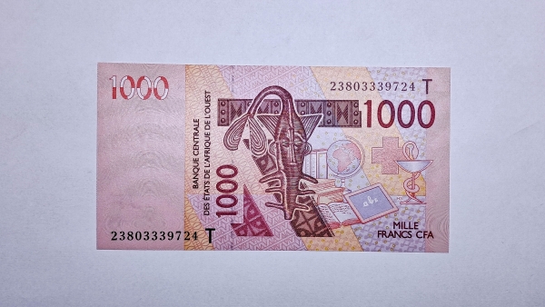 Cédula da Africa do Oeste - 1000 Francs - Letra T - FE