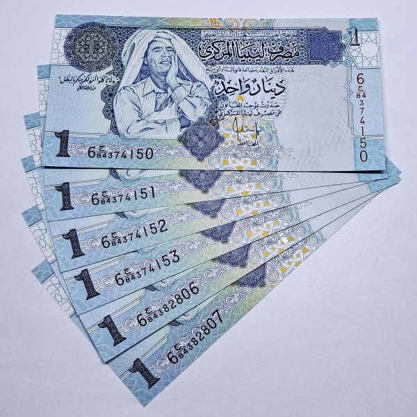 Cédula da Libia - 1 Dinar - 2004 - Muamar Kadafi - 6 Cédulas - P68 - FE