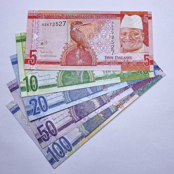 Cédula de Gambia - 5 Dalasis - 2015 - 5 Cédulas - P31 a P35 - FE