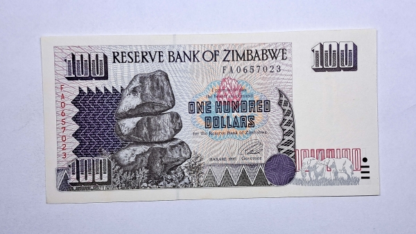 Cédula do Zimbabwe - 100 Dollars - 1995 - P9 - FE