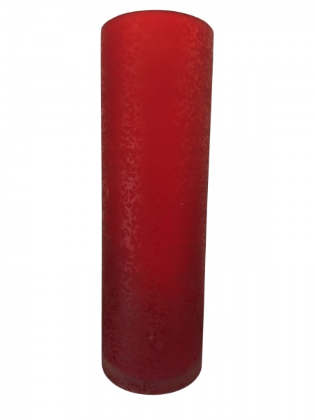 Floreiro de vidro . grosso , na tonalidade vermelha. Mede: 9 cm de diâmetro x 28 cm de alt
